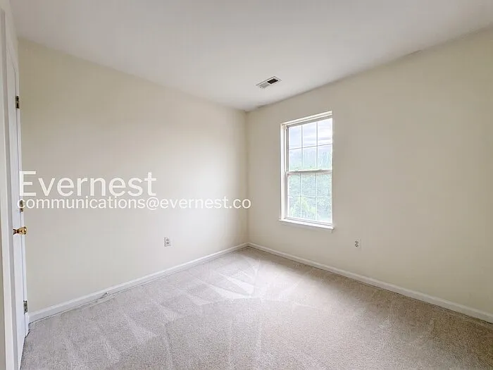 1101 Highpointe Blvd — Photo 20