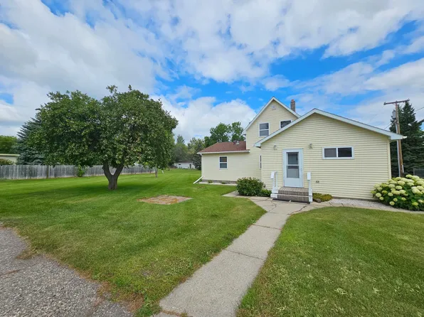 356 Oak St, Gonvick, MN 56644