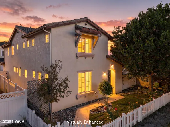 2328 S Cordoban Ln, Santa Maria, CA 93455