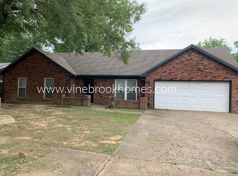 1st image of 4315 Crescent Park Dr