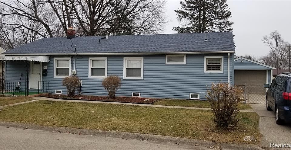 1st image of 34119 Caspian Ct