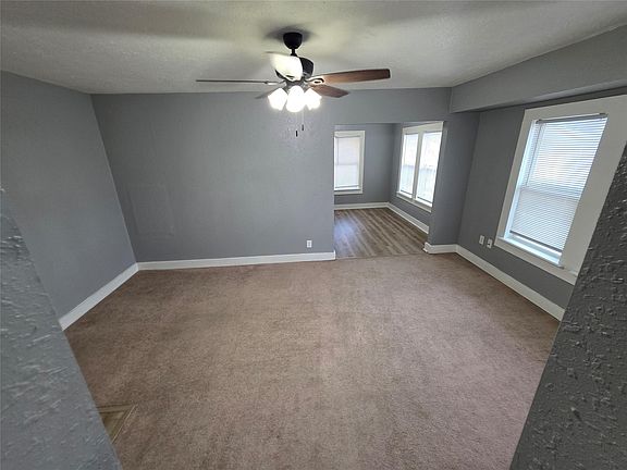 3rd image of 2308 Auburndale St APT 4
