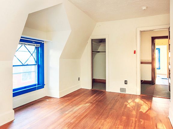 5th image of 234 N Breese Ter #4047325