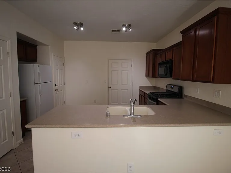 8984 Salvatore St — Photo 4