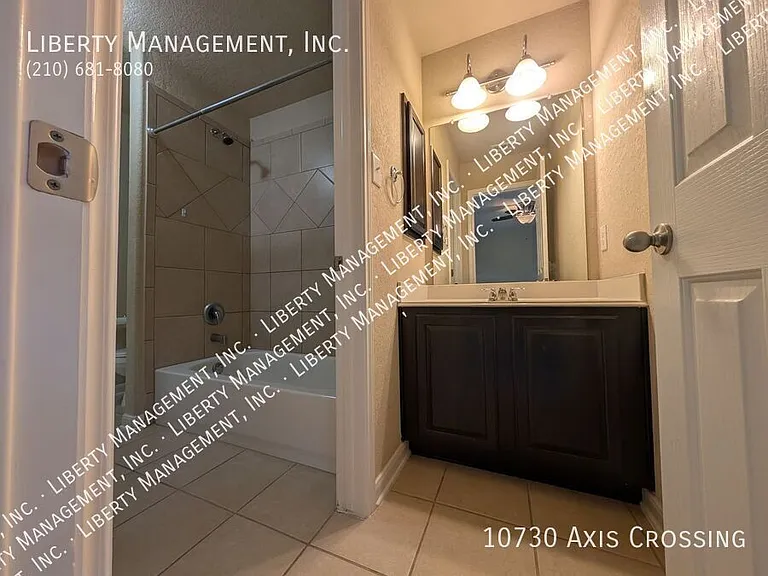 10730 Axis Xing — Photo 18