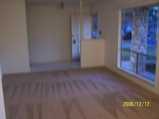 2nd image of 202 LOST FOREST DR