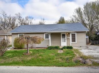 1033 E Talmage St, Springfield, MO 65803