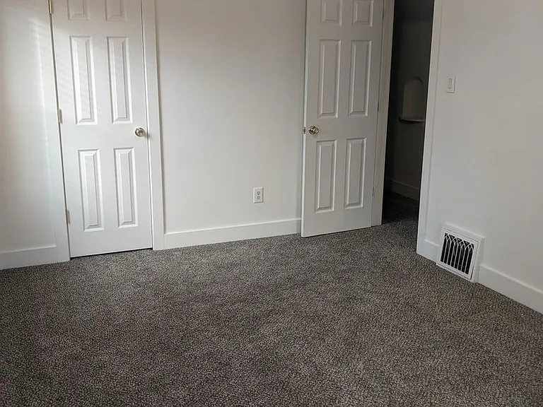 1304 E Kershaw St — Photo 9