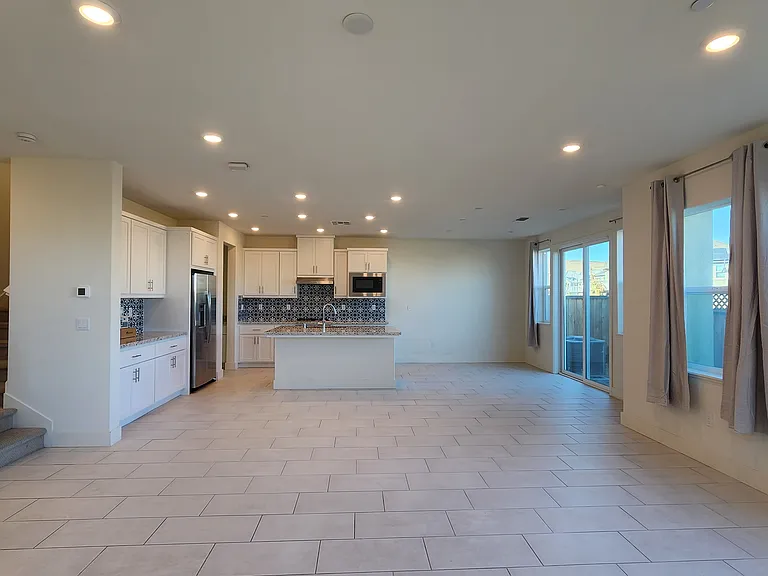 1512 Umbria Ct — Photo 5