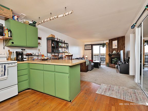 2nd image of 52 N Pistakee Lake Rd APT 8