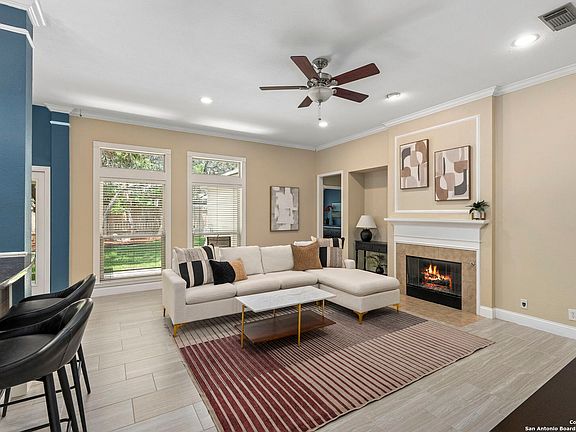4th image of 1219 Delmont Ct