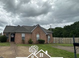4150 Meadow Park Cv, Memphis, TN 38115