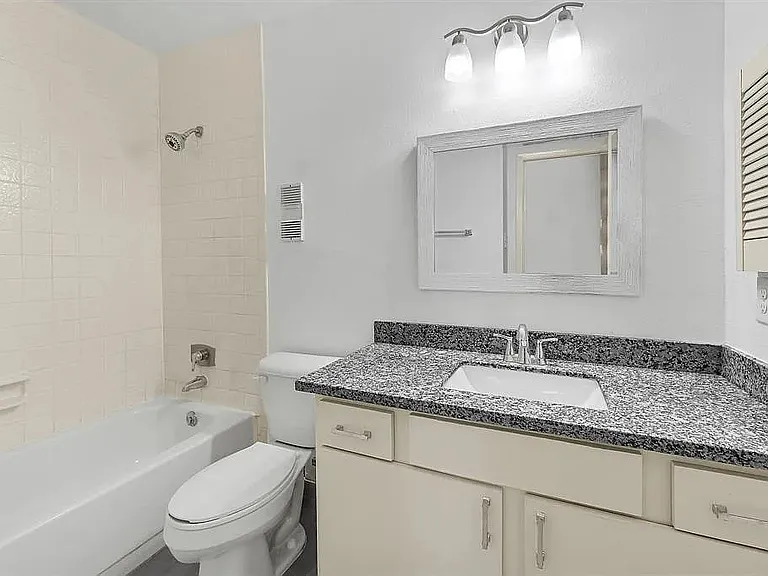 8429 Hearth Dr #32 — Photo 6