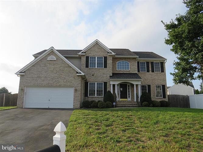 1st image of 2610 Melissa Ct