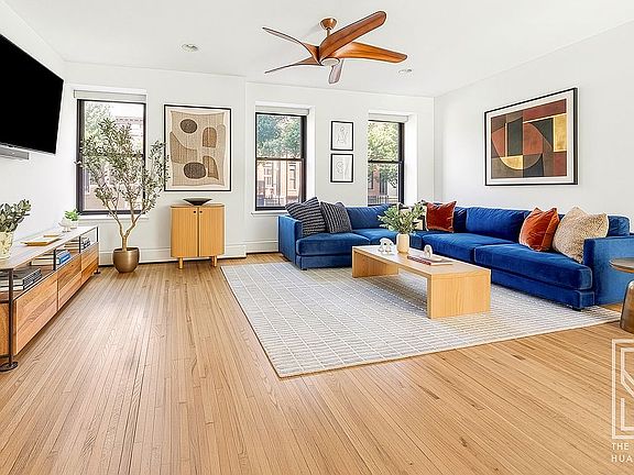 3rd image of 391 Clinton St APT 1B