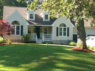 5 Joshua Rd, Amherst, NH 03031