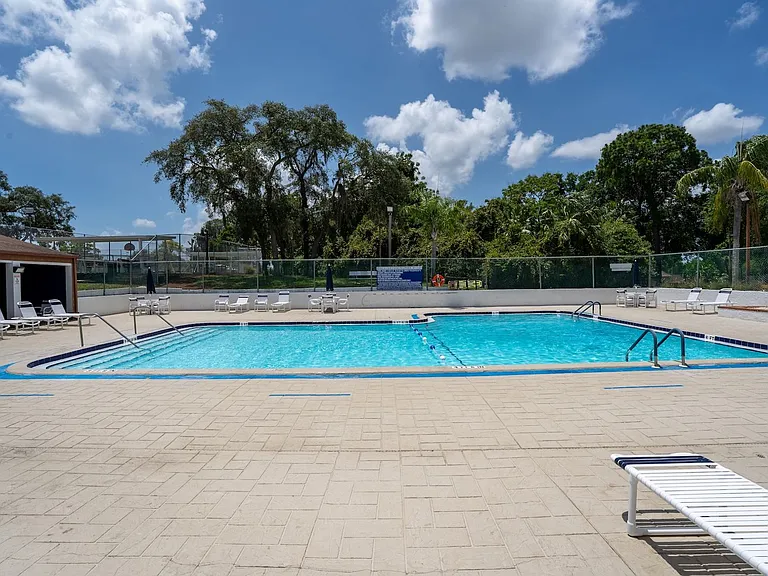 13009 Club Dr — Photo 38