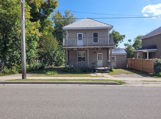 227 Nottawasaga St, Orillia, ON L3V3K2