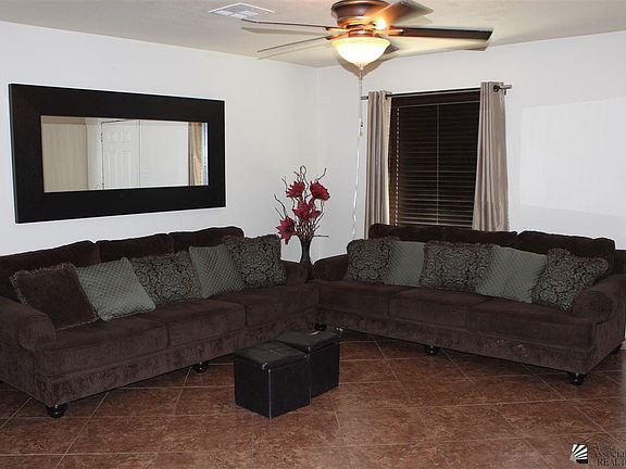 2nd image of 3866 E San Pedro St