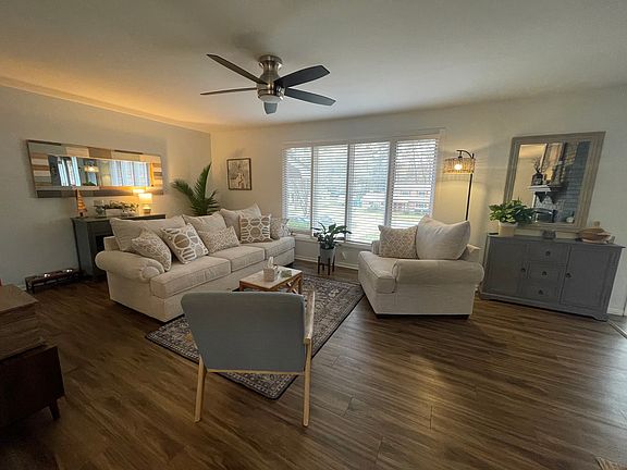 5th image of 4402 Bracada Dr