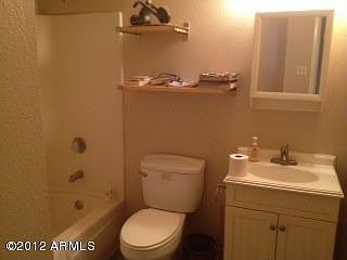 5th image of 1218 E Carter Dr