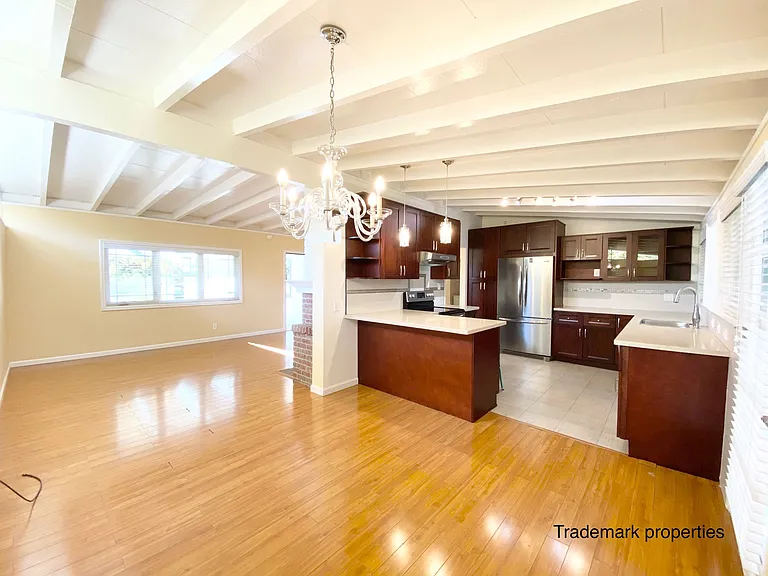 3188 Stelling Dr — Photo 5