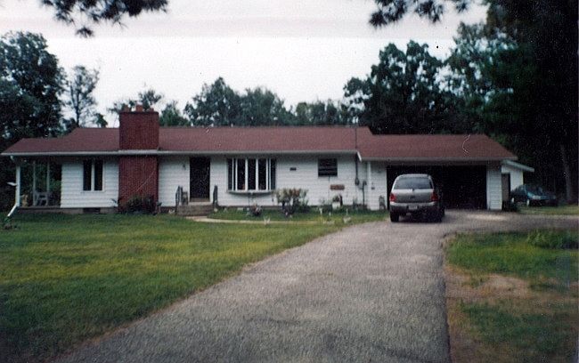 1st image of 523 South St