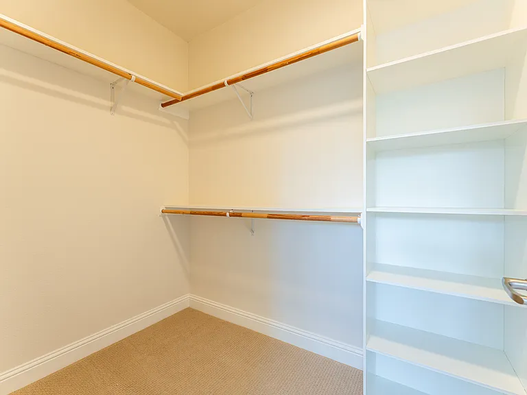 300 Plum St #15 — Photo 10