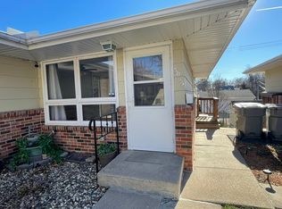 5005 Meredeth St, Lincoln, NE 68506