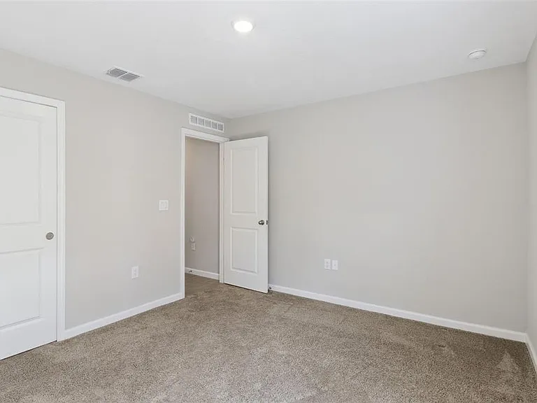 5580 Maddie Dr — Photo 35