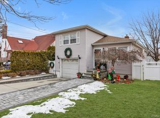 30 York Street, Malverne, NY 11565