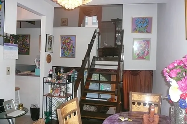 Rented by Akam Sales and Brokerage | media 18