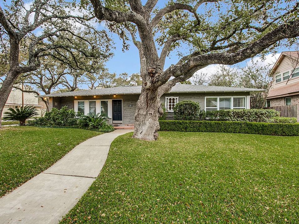 1st image of 139 Brightwood Pl