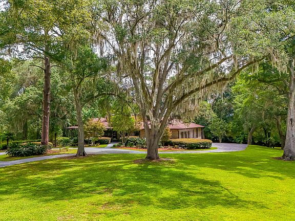 2nd image of 9257 Shady Crest Ln