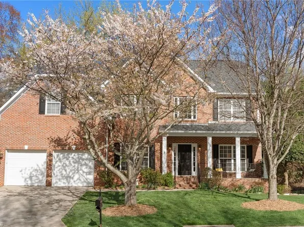 3806 Bridlington Dr, Greensboro, NC 27455