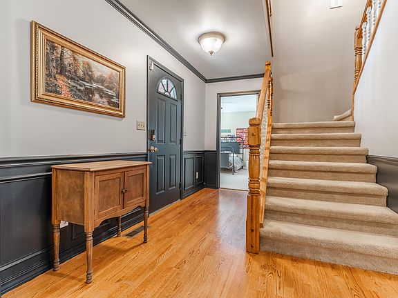 5th image of 700 Turrentine Way