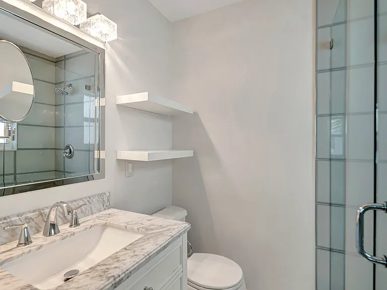 1012 E Jeffery St — Photo 28