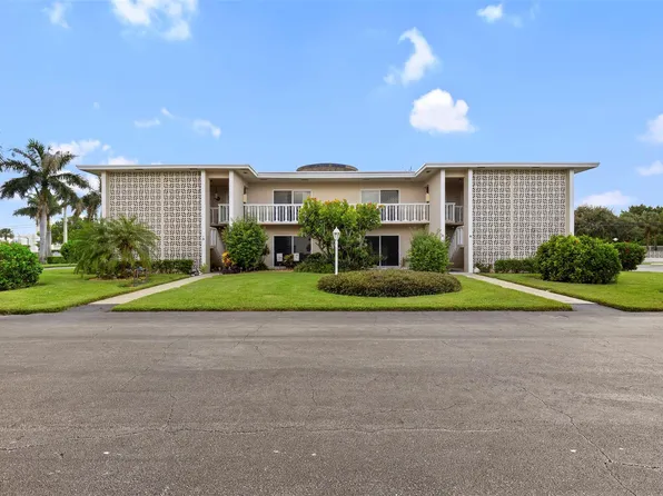 90 South Boulevard #2C, Boynton Beach, FL 33435