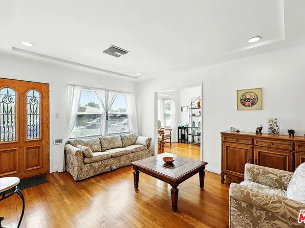 6549 Teesdale Ave, North Hollywood, CA 91606