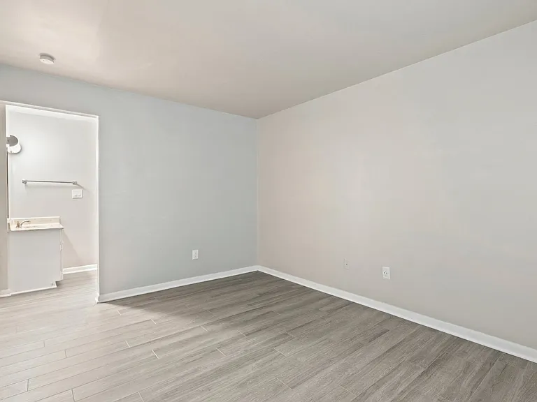 Upgrade Master Bedroom