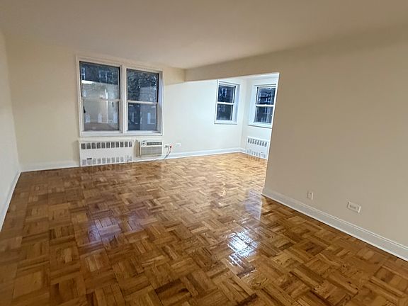 4th image of 4110 Bowne St APT 3F