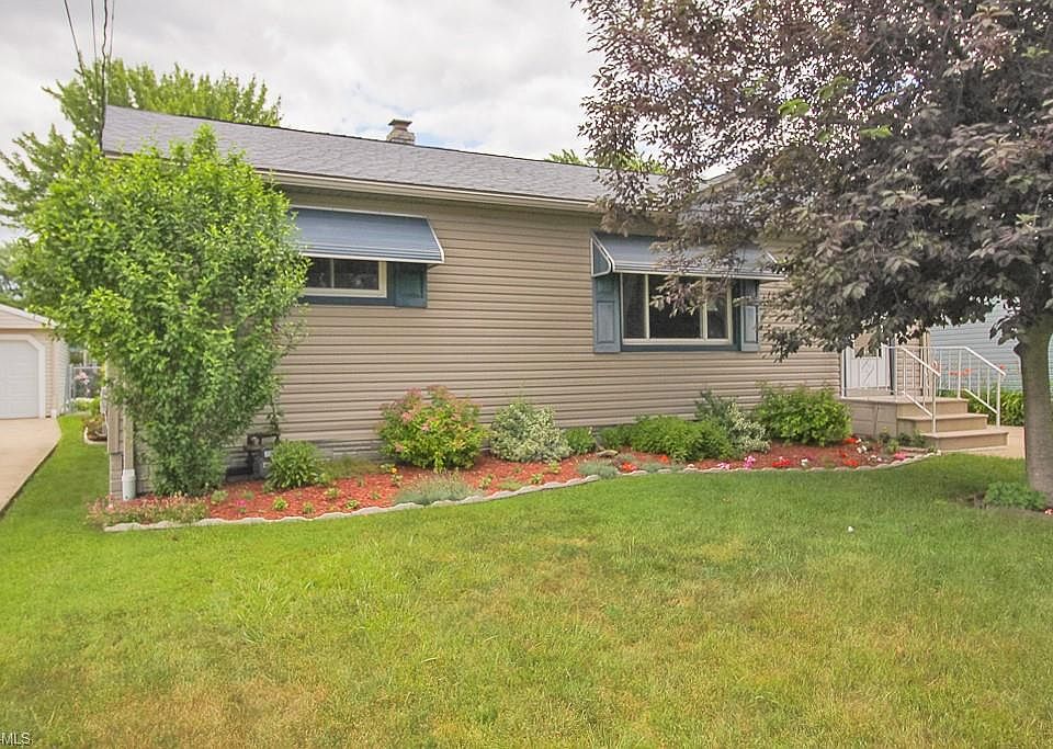 1st image of 6029 Pickway Dr