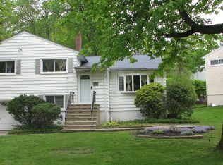 24 Rutgers St, West Orange, NJ 07052