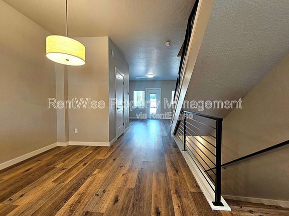 5th image of 3541 N Waterhouse Ln