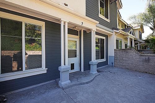1st image of 7 Breakers Ln