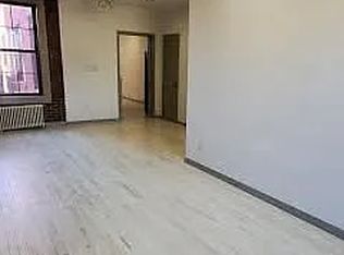 32-68 41st St #2C, Astoria, NY 11103