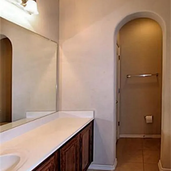 508 Highmoor Ct — Photo 14