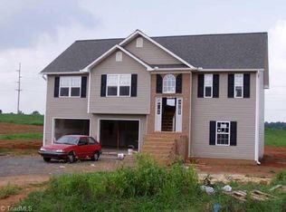 38 Dutchman Hls, Mocksville, NC 27028