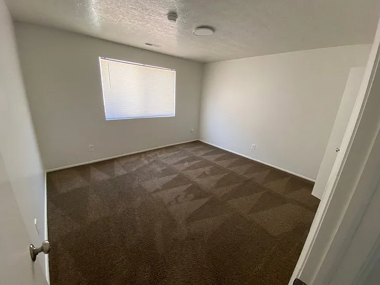864 E 500th St N #864 — Photo 12