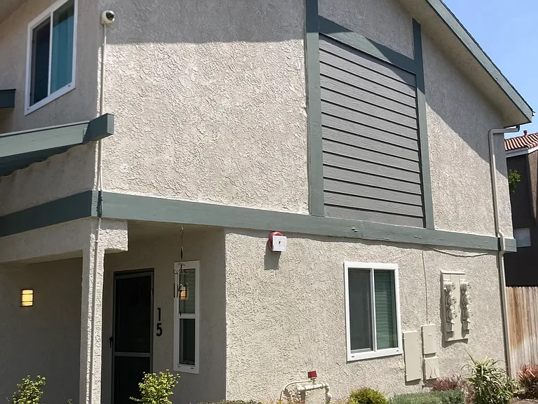 Evergreen Apartment Homes — Photo 4